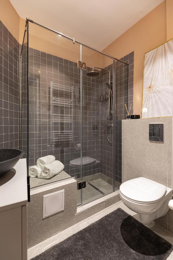 Apartament Qult - Orient Express Bukareszt Zewnętrze zdjęcie